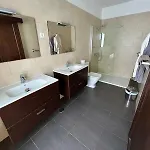 Kura *