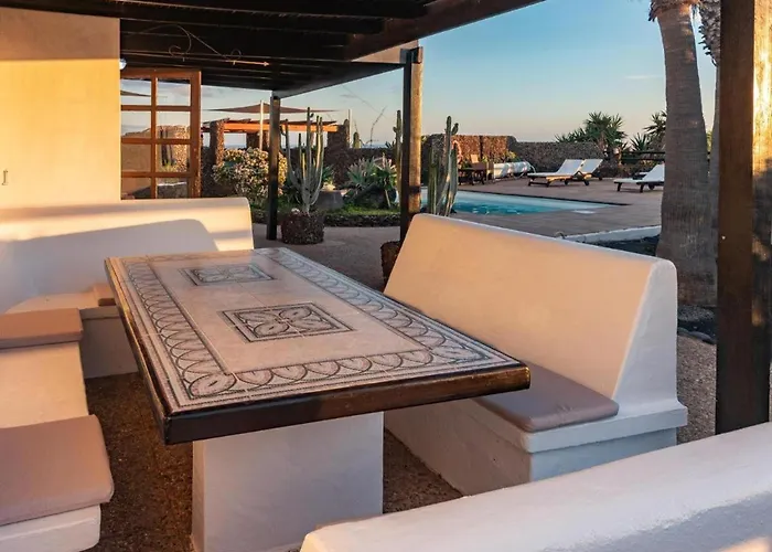 Kura * Puerto del Carmen (Lanzarote)